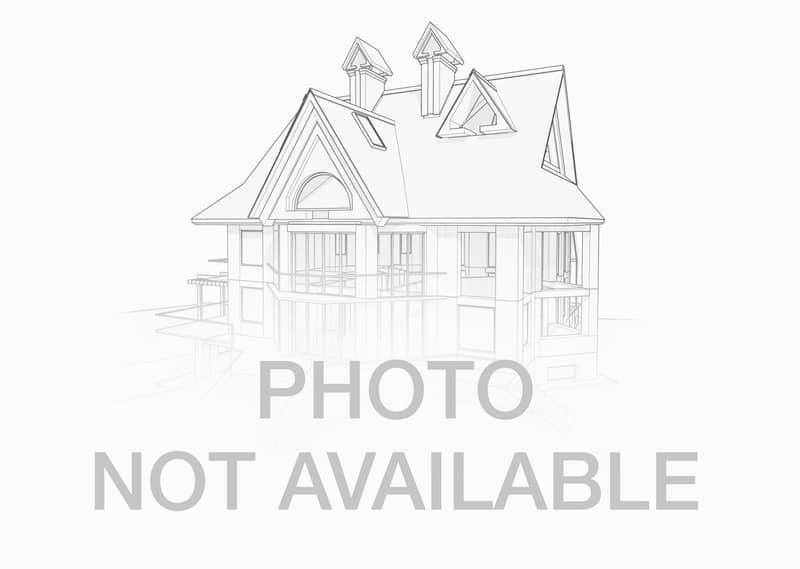 5001 SW J Street, Cedar Rapids, IA 52404